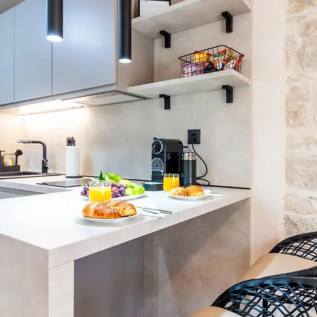 Centre In Stone House